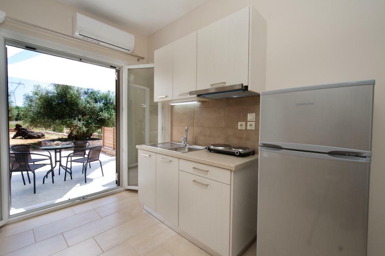 Rose Maisonette Razata Exterior photo